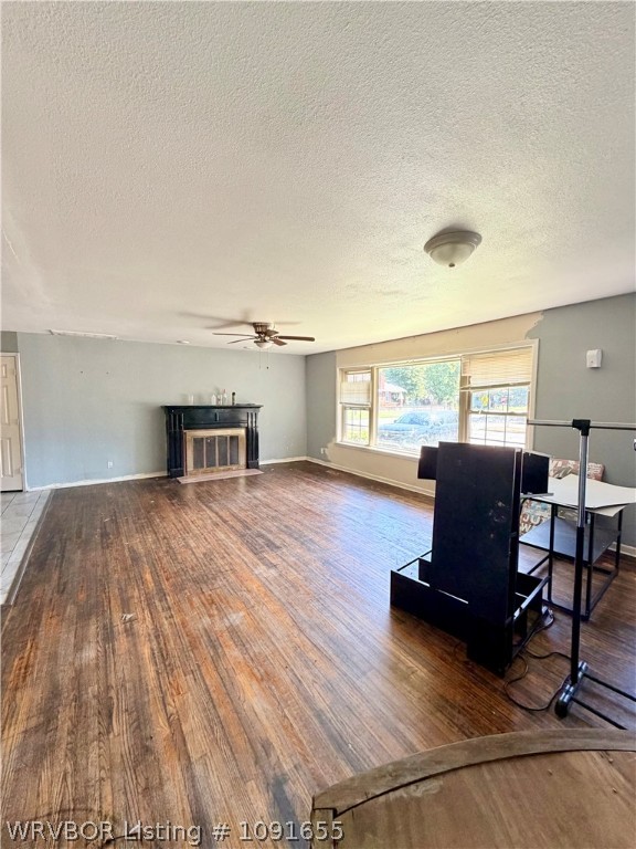 main property photo 6