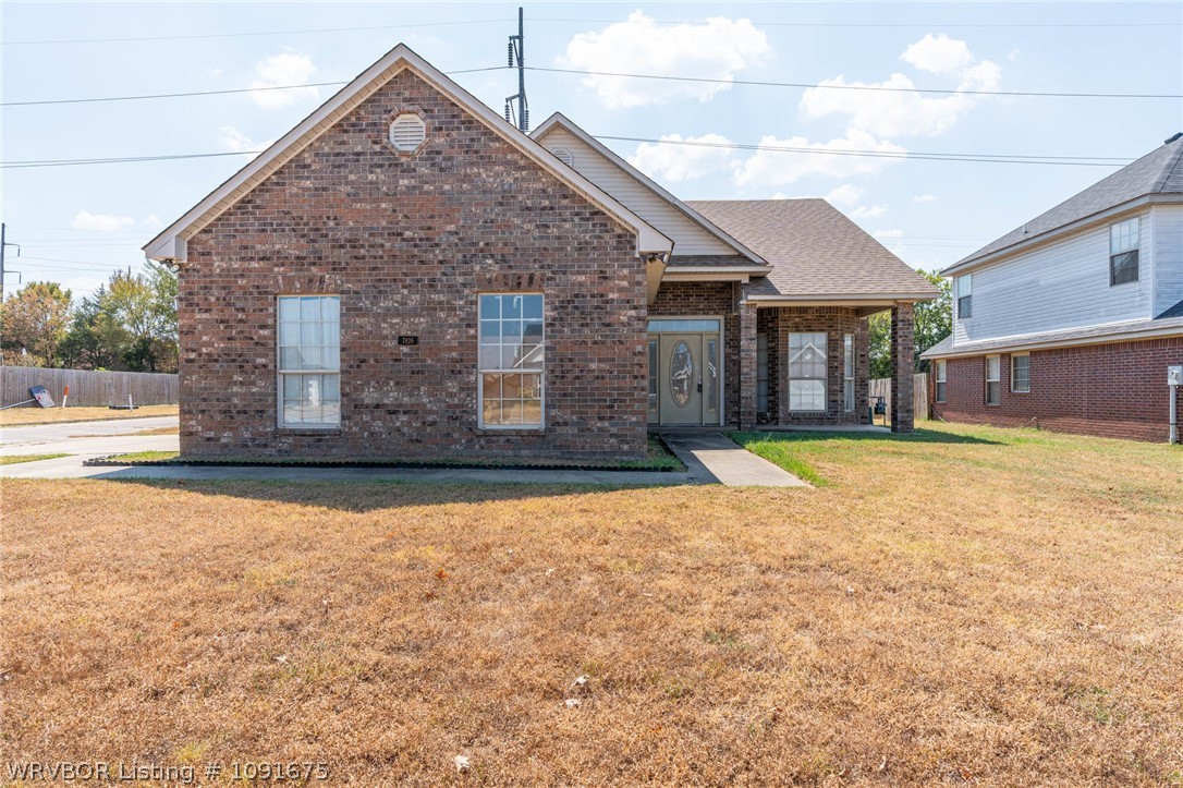 main property photo 2
