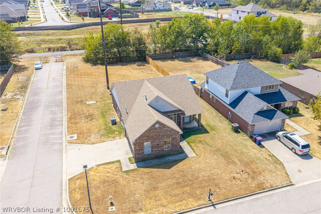 main property photo 27