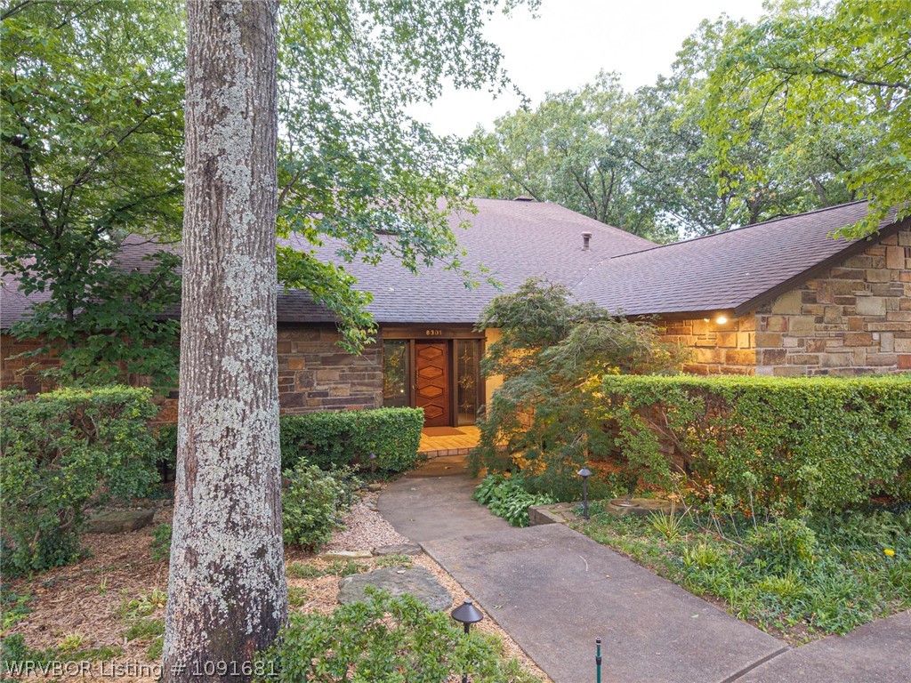 main property photo 9