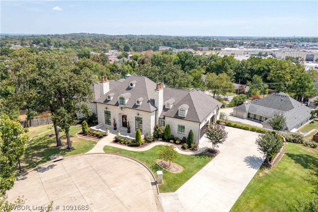 main property photo 6