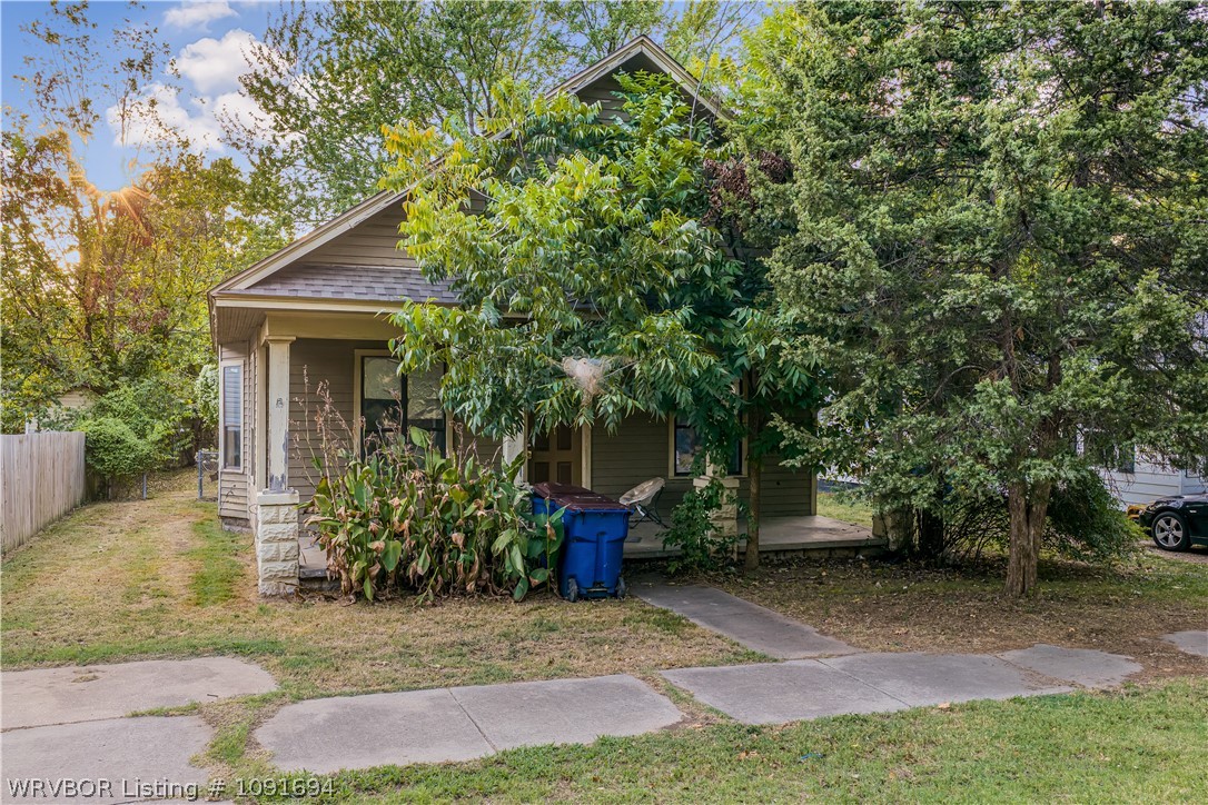 main property photo 2