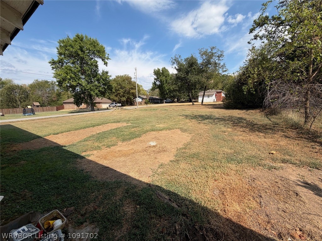 main property photo 14