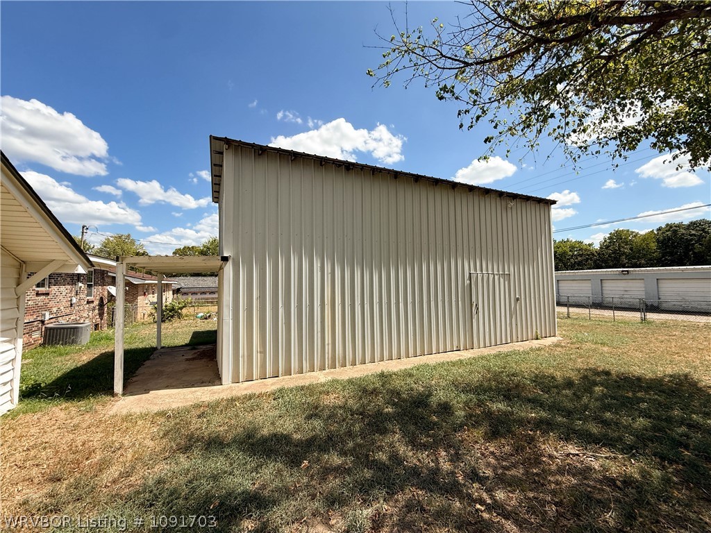 main property photo 15