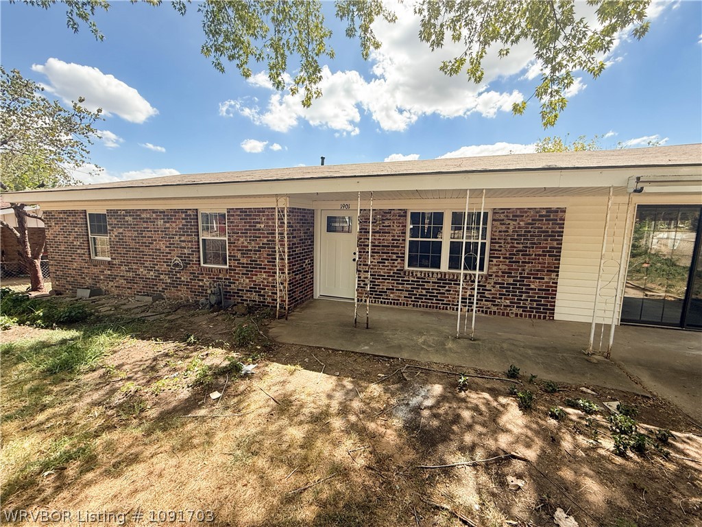 main property photo 18