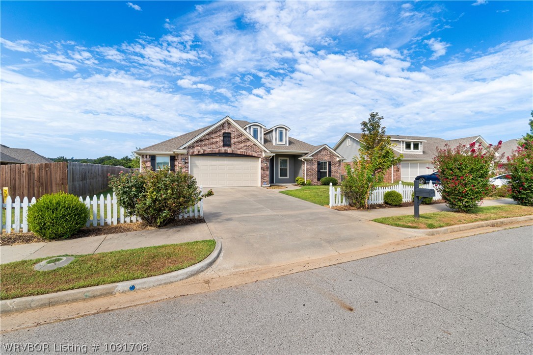 main property photo 3