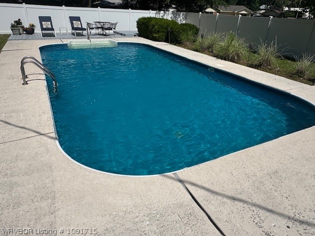main property photo 9