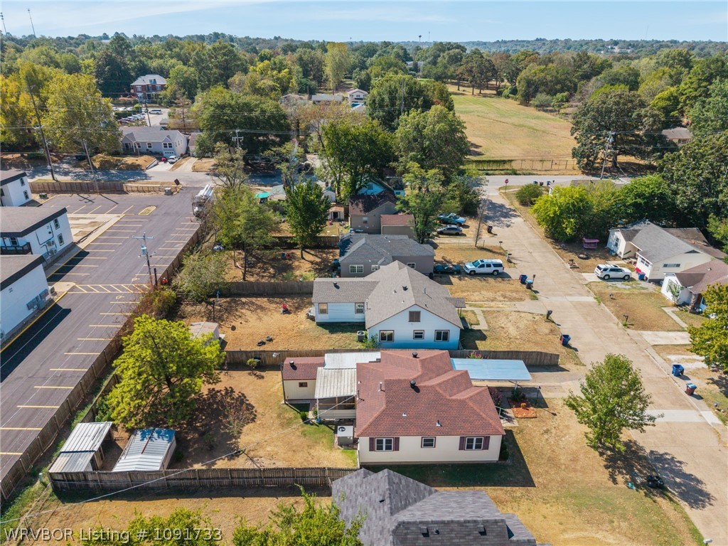 main property photo 25