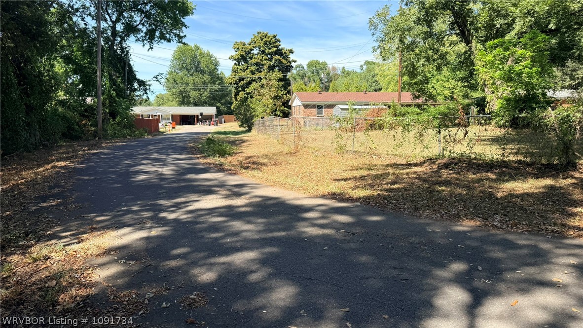 main property photo 30
