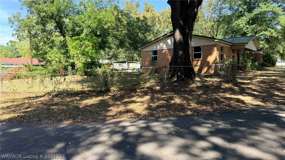 main property photo 31