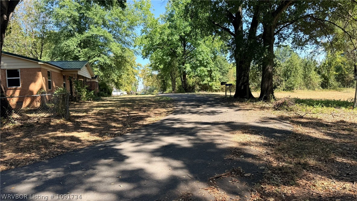 main property photo 32