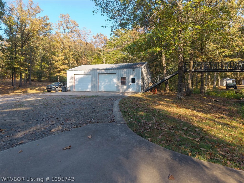 main property photo 25