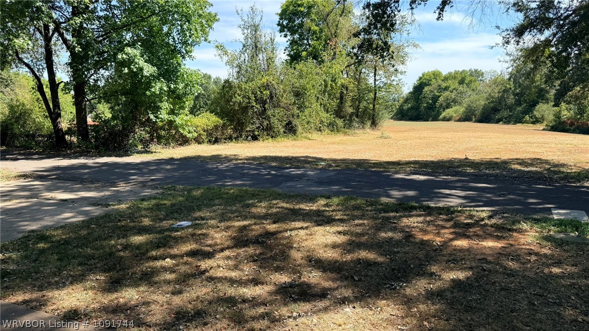 main property photo 6