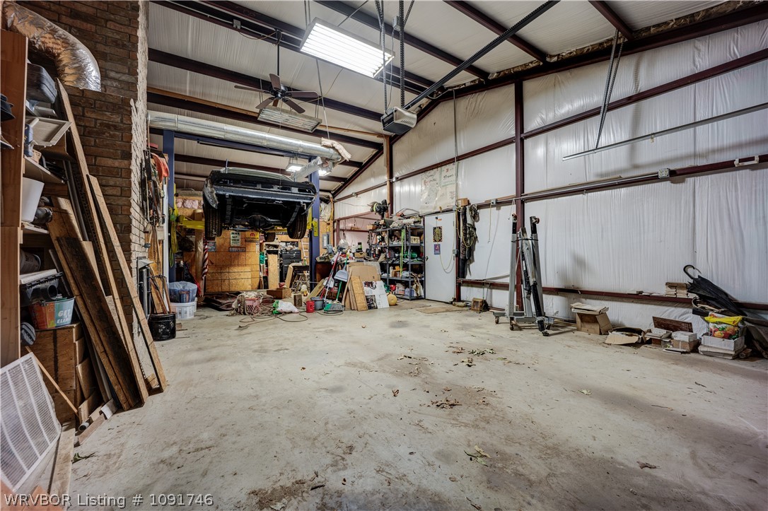 main property photo 40