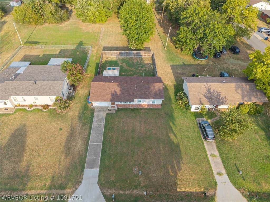 main property photo 31