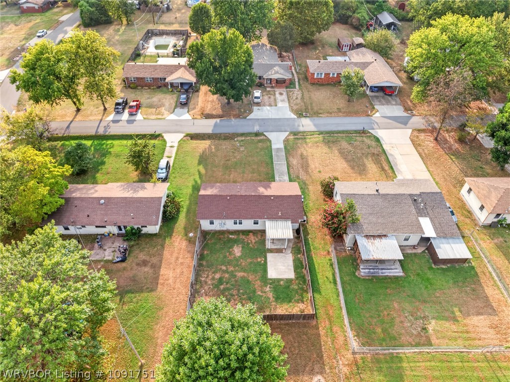 main property photo 33