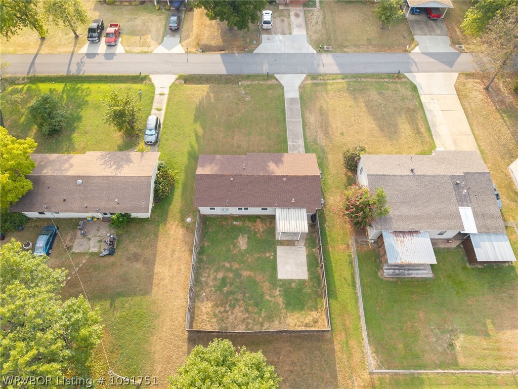 main property photo 34
