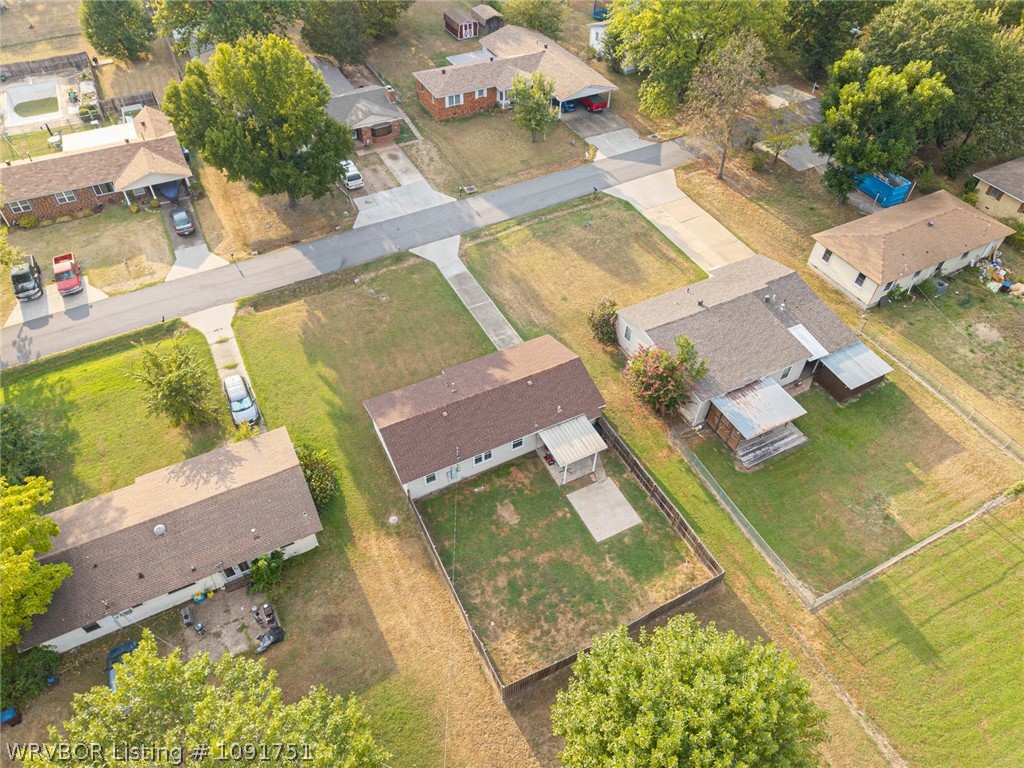 main property photo 35