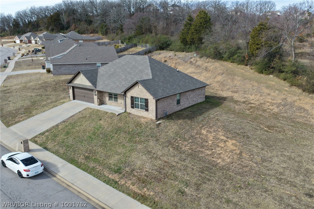 main property photo 27