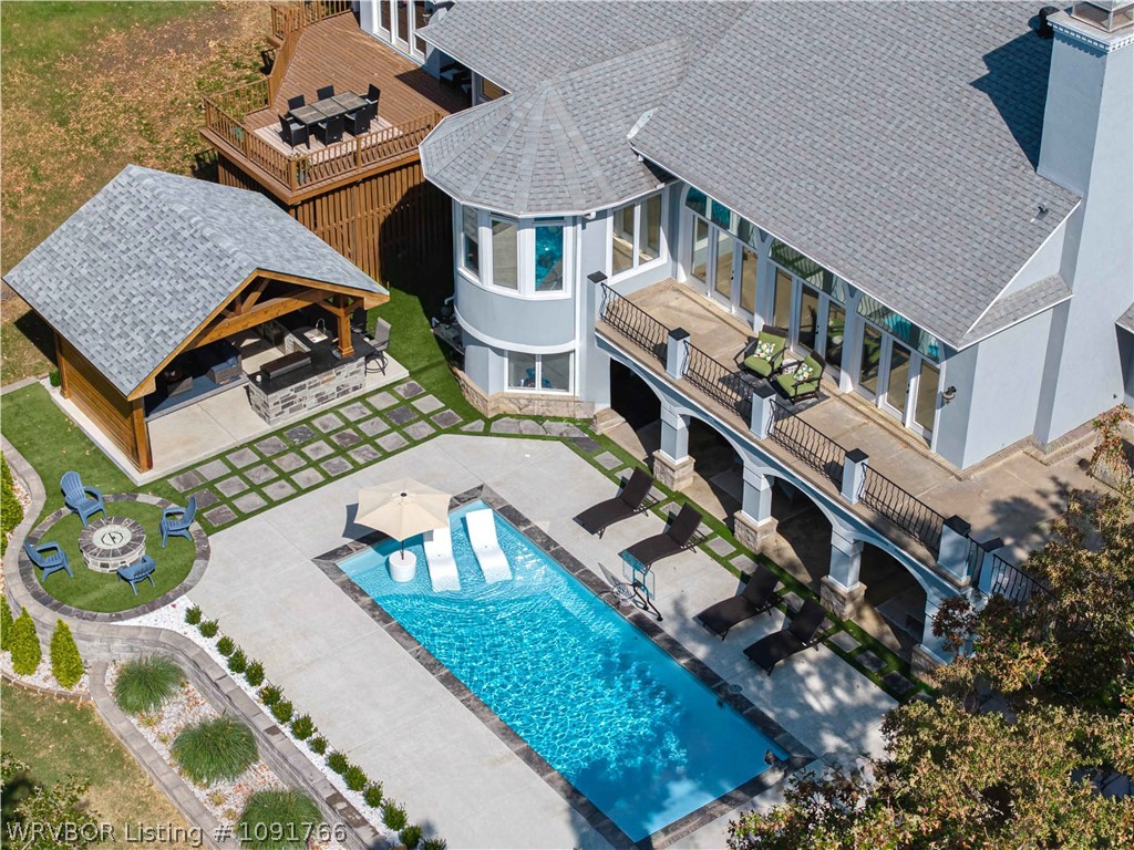 main property photo 2