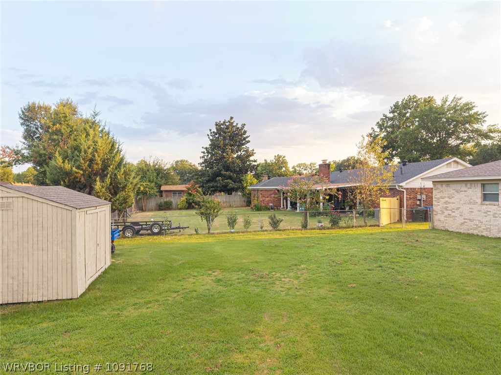 main property photo 41