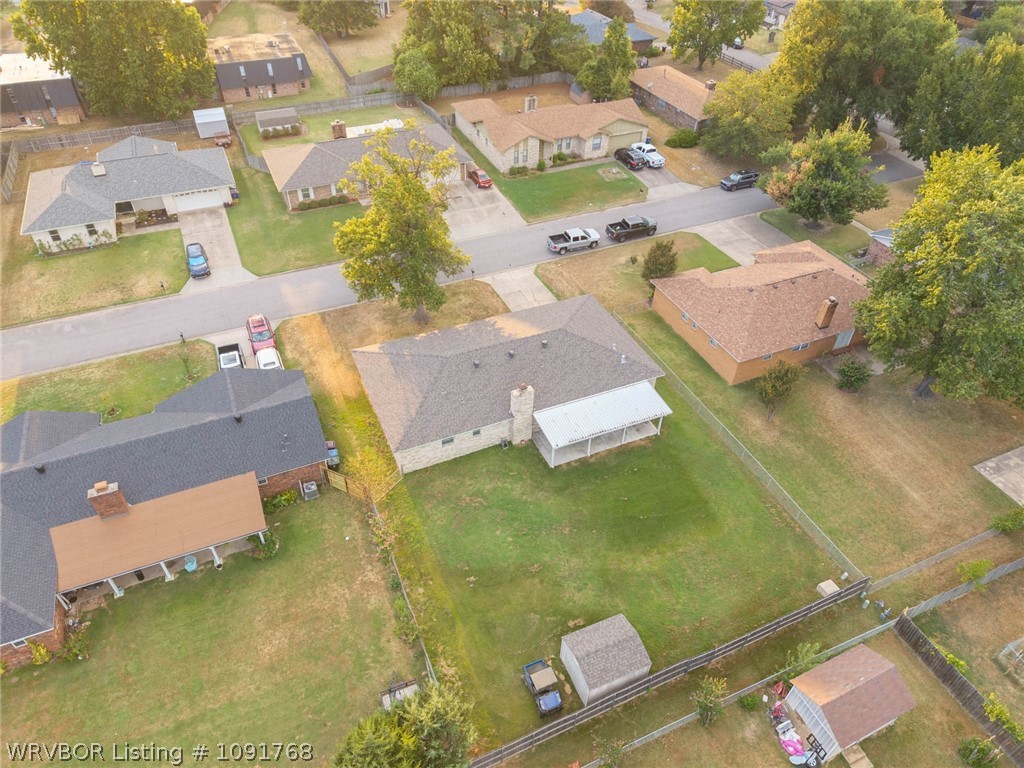 main property photo 45