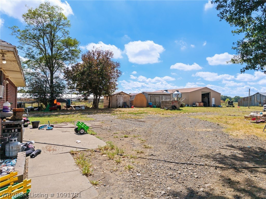 main property photo 10