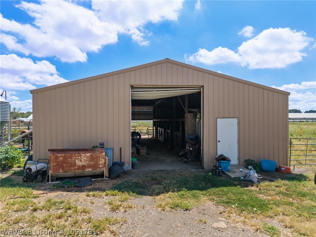 main property photo 17