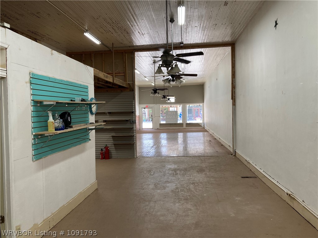 main property photo 6