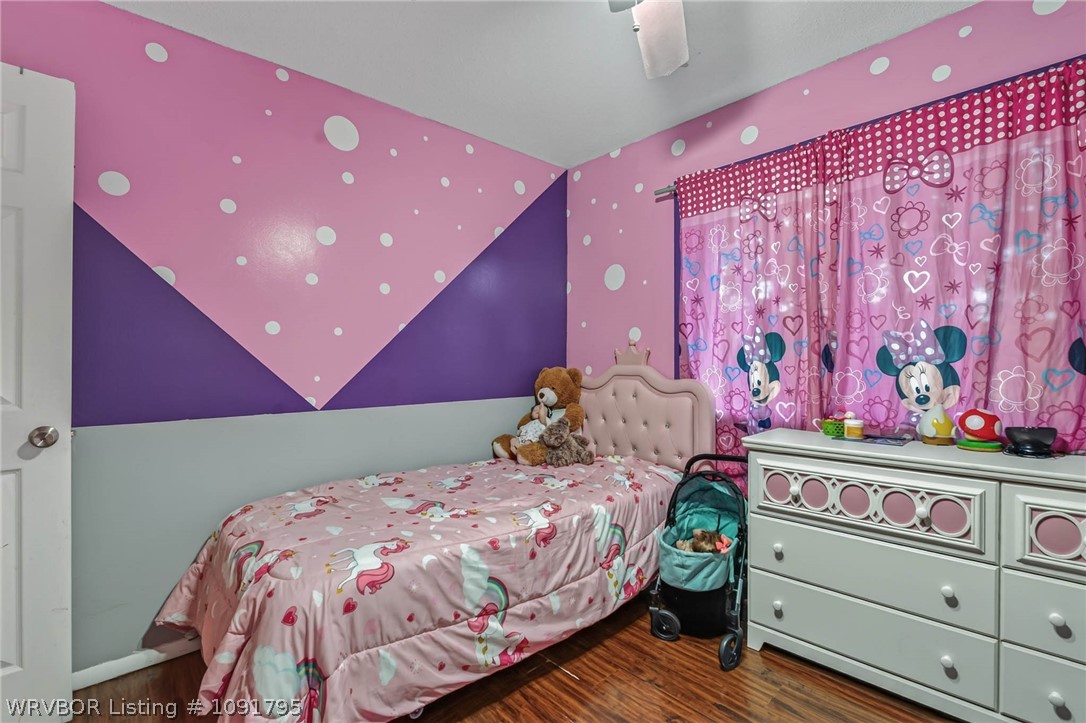 main property photo 16