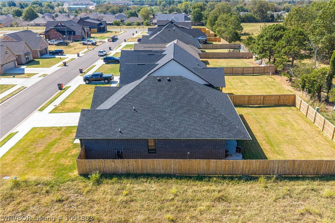 main property photo 51