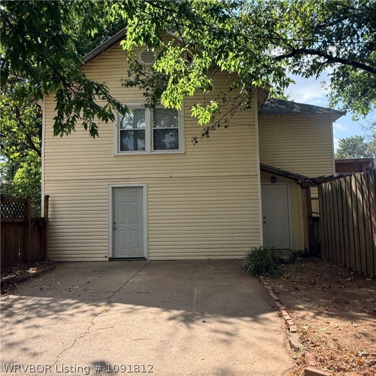 main property photo 10