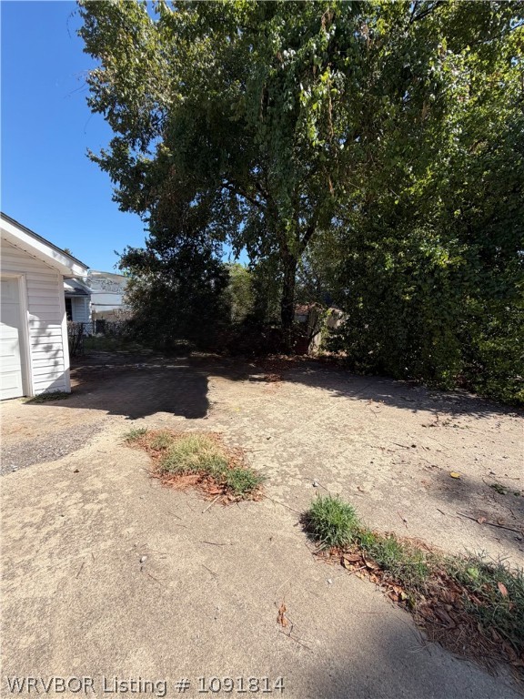 main property photo 10
