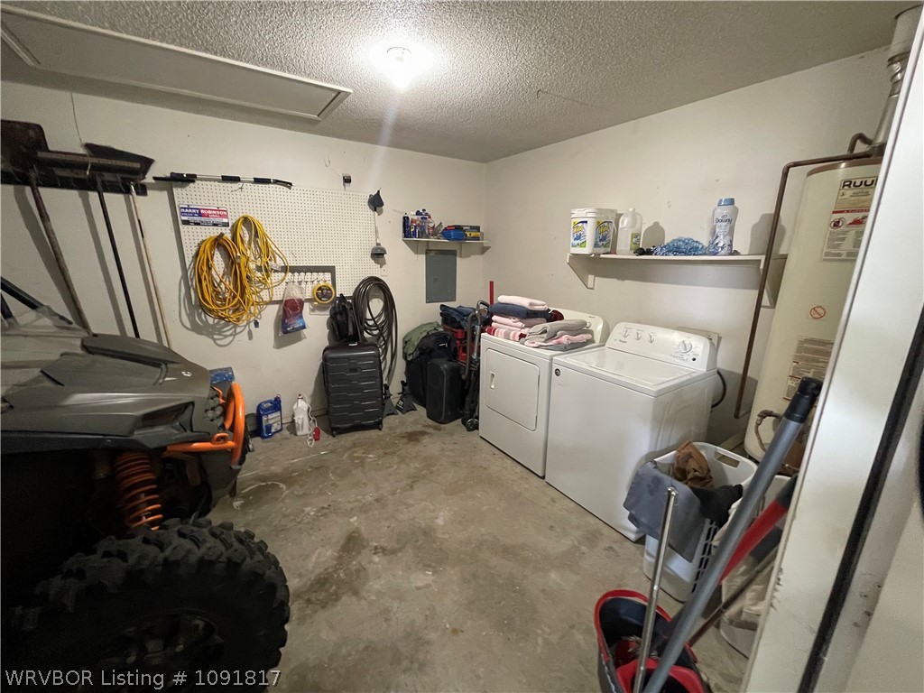 main property photo 8