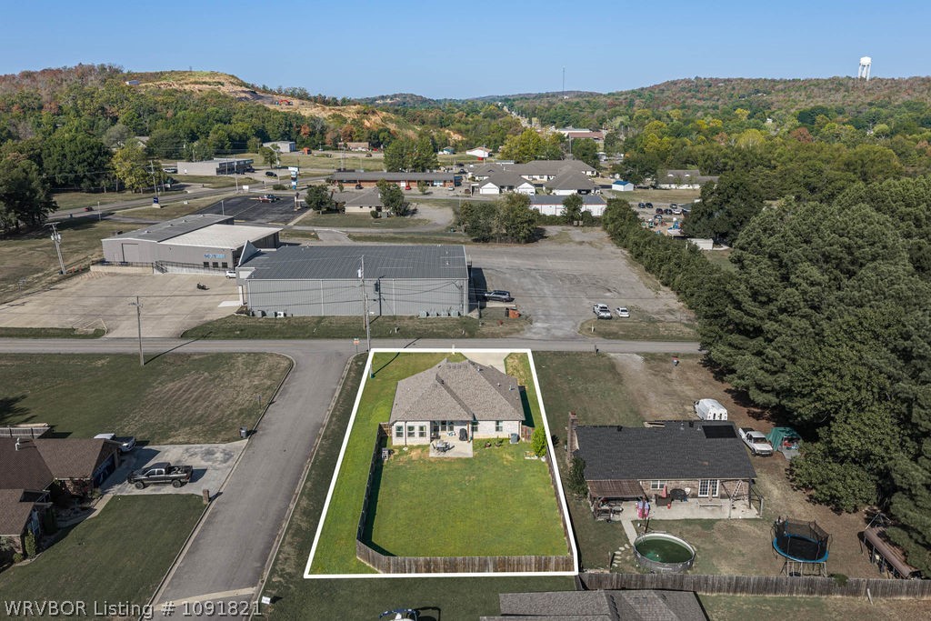 main property photo 40