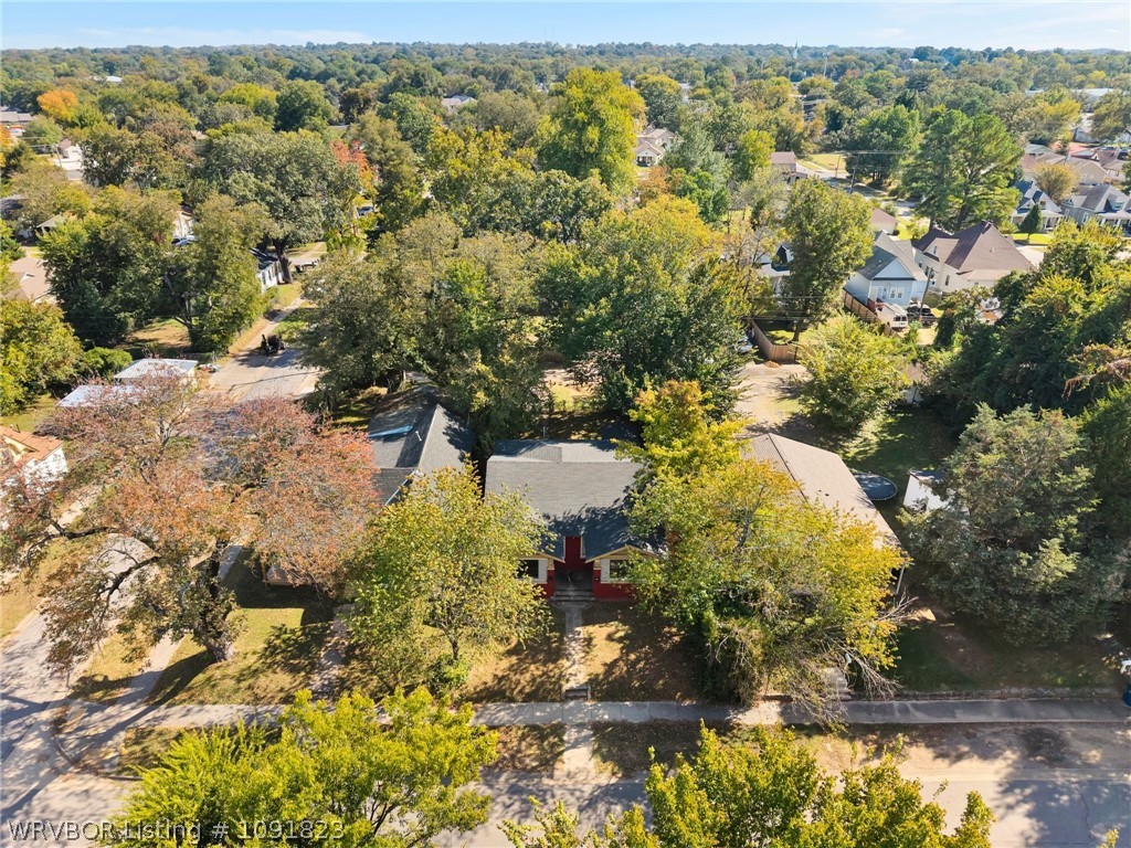 main property photo 30