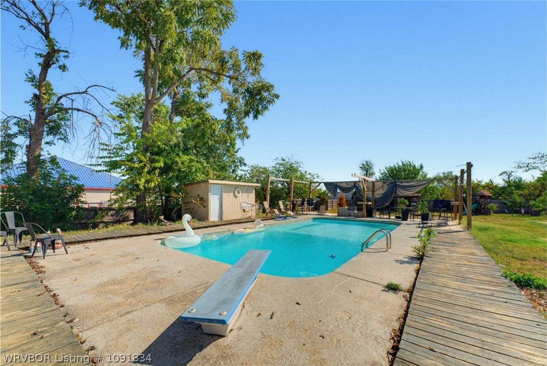 main property photo 21