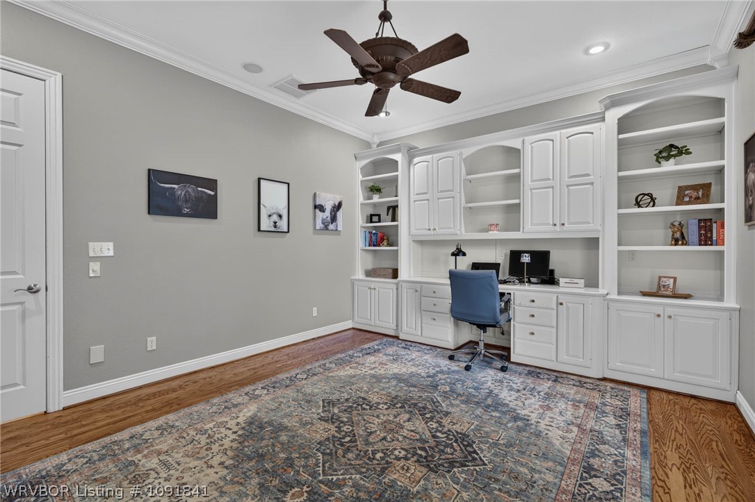 main property photo 31