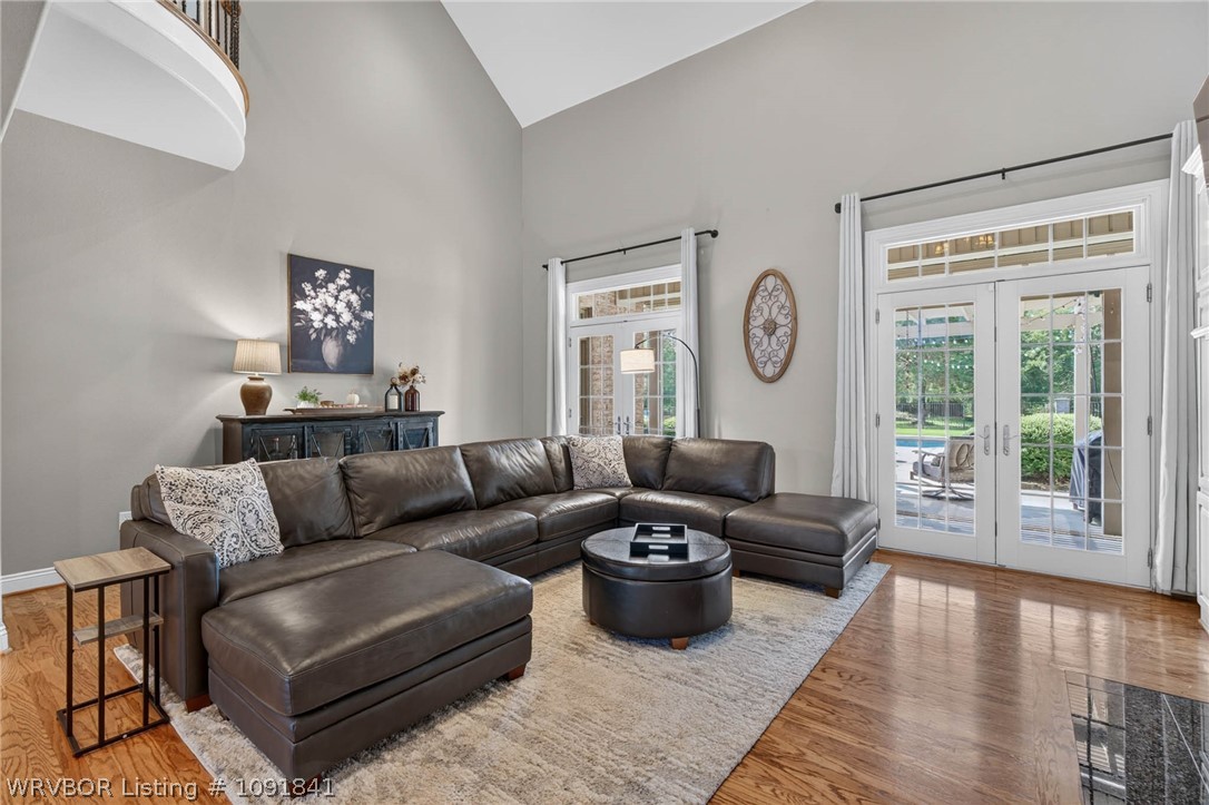 main property photo 6