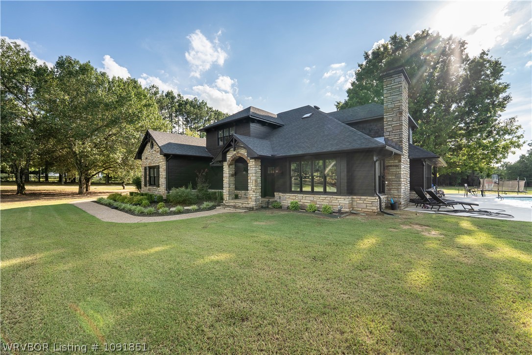 main property photo 2