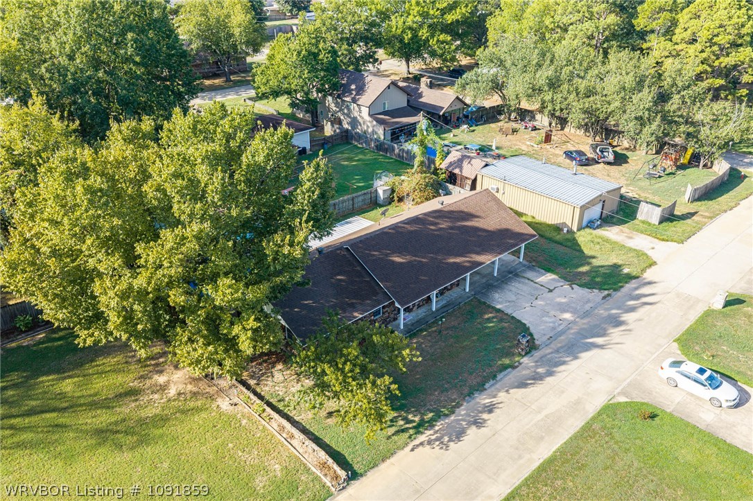 main property photo 37