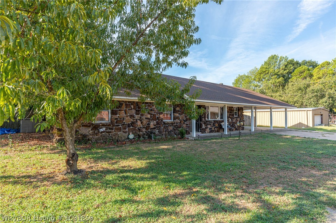main property photo 41
