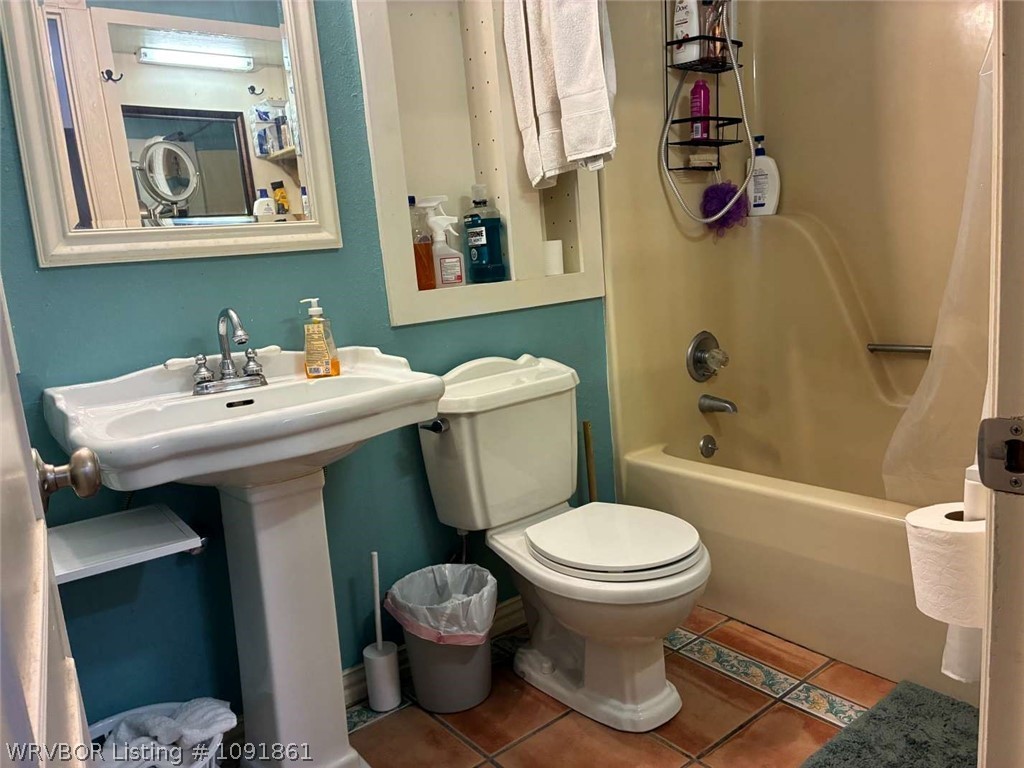 main property photo 46