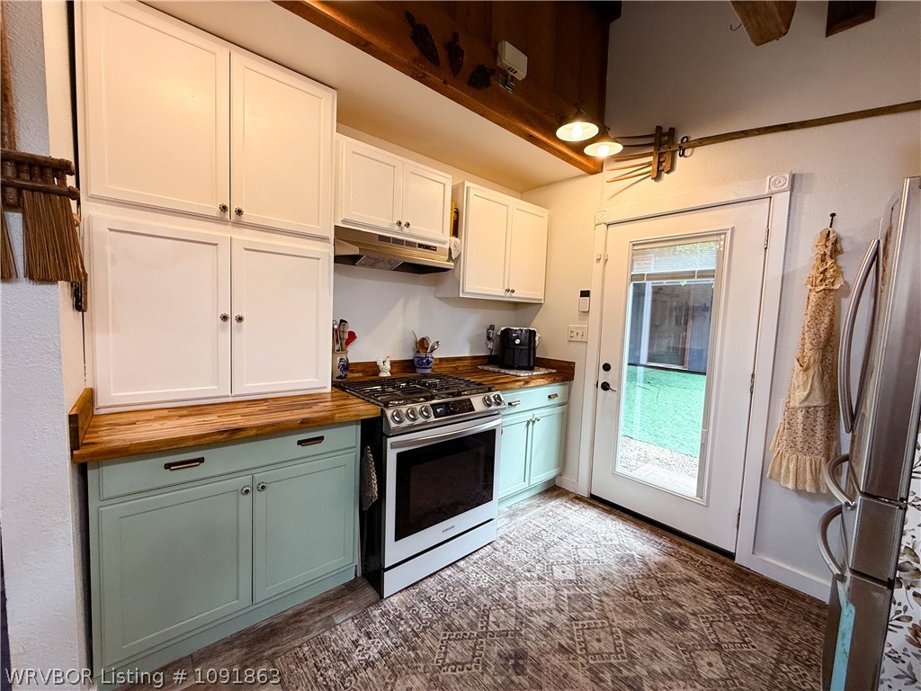 main property photo 5