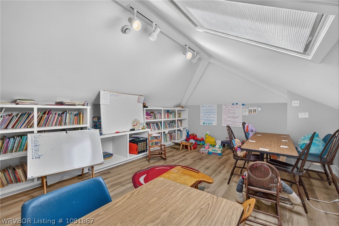 main property photo 74