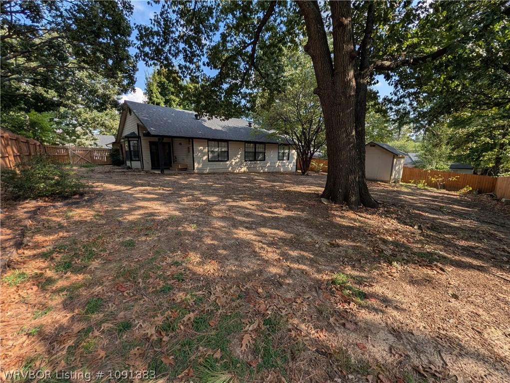 main property photo 40
