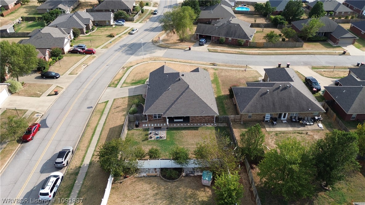 main property photo 30