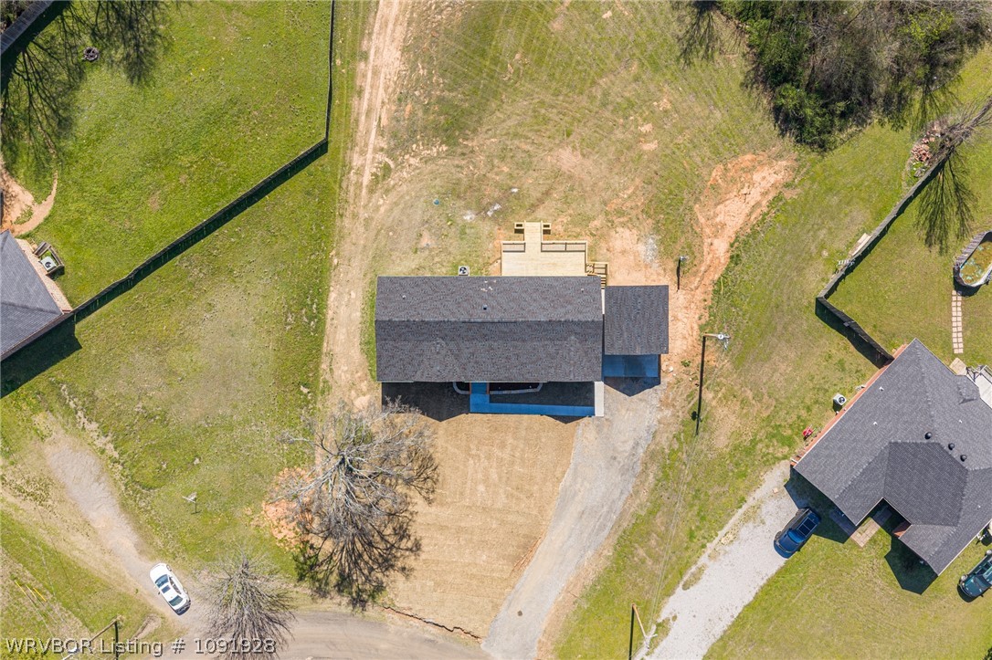 main property photo 40