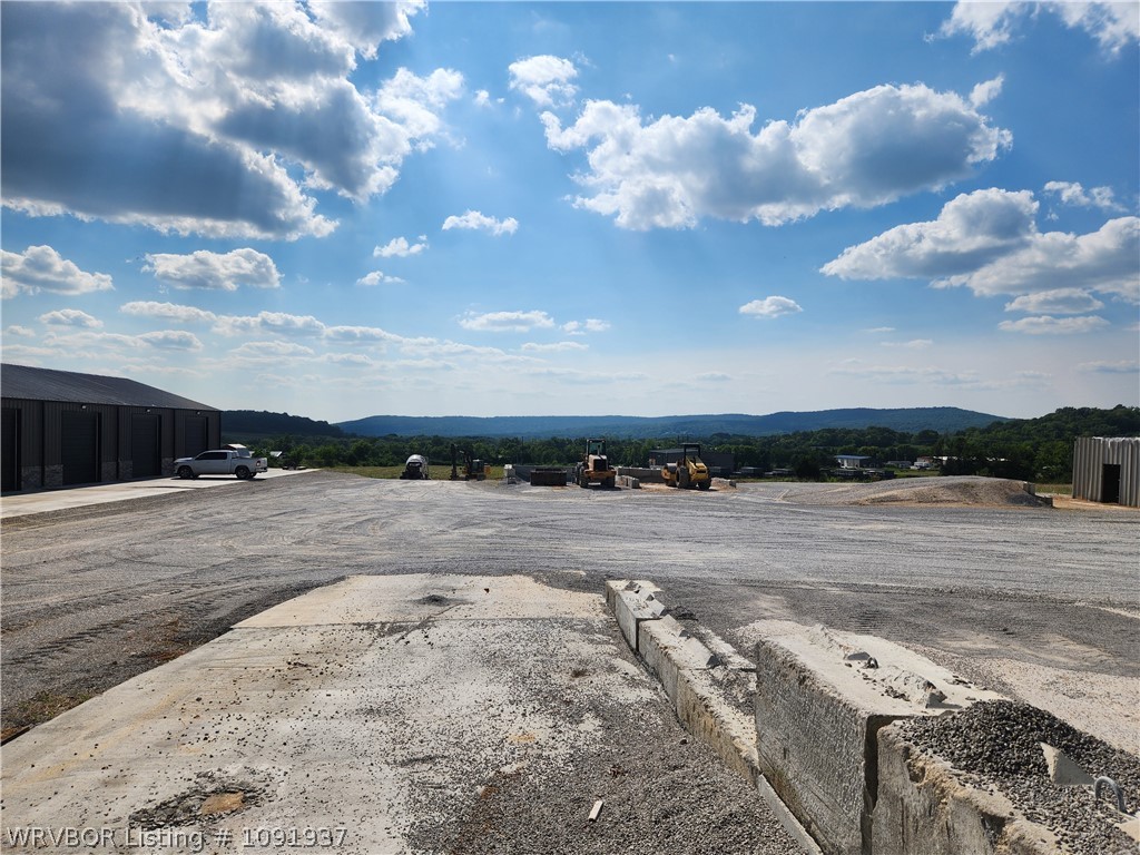main property photo 16