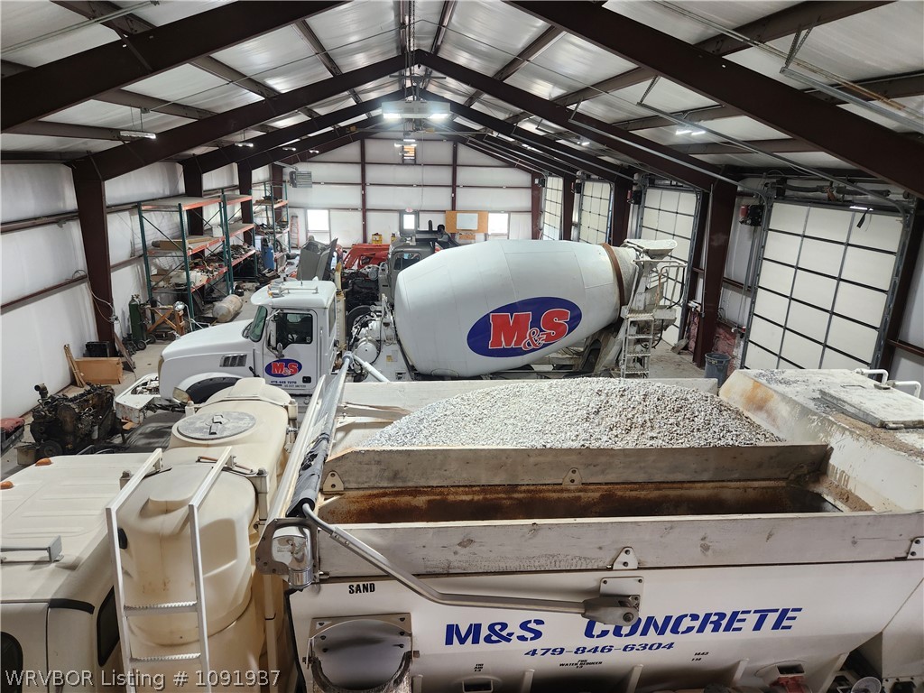 main property photo 19